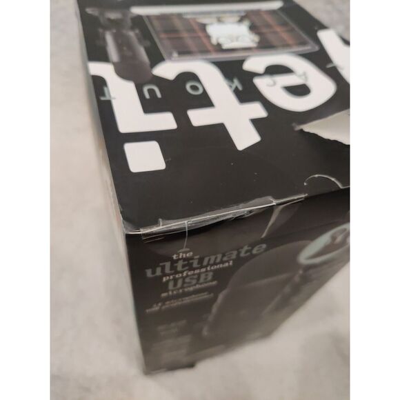 Blue Yeti Professional Multi-Pattern USB Condenser Microphone - Blackout - New - Picture 4 of 4